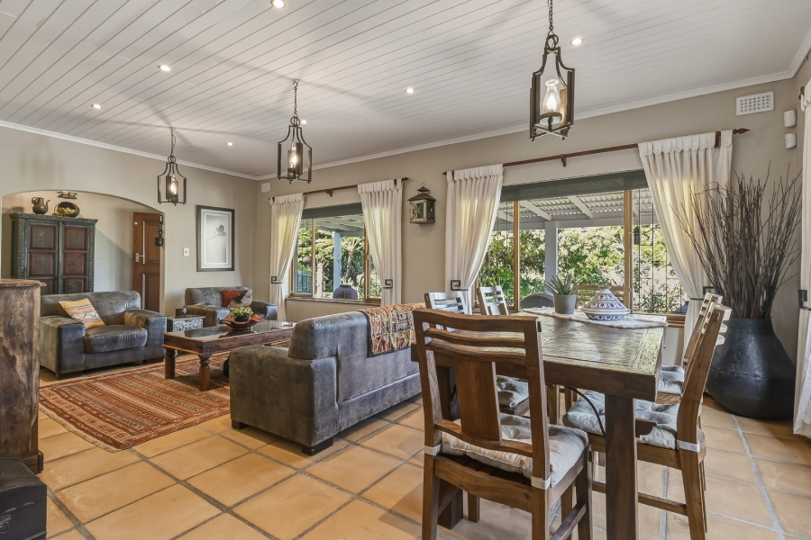 5 Bedroom Property for Sale in Constantia Western Cape